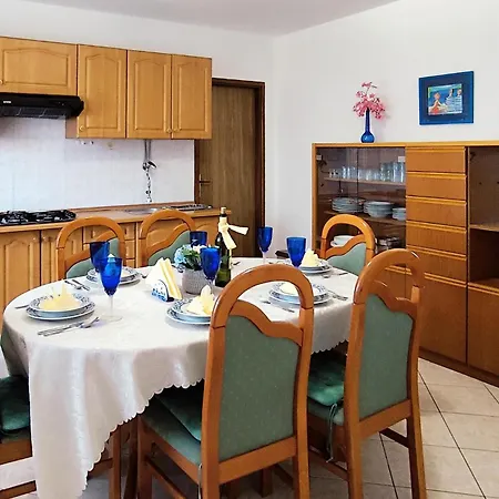 Gorgeous In With Kitchen * Krnica