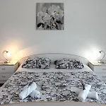 Holiday Home Krnica * クルニカ