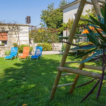 Gorgeous In With Kitchen Holiday home *