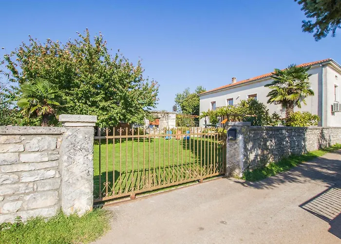 Holiday Home Krnica * Krnica