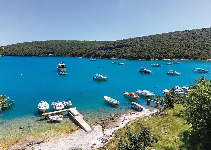 Holiday Home Krnica Vakantiehuis *