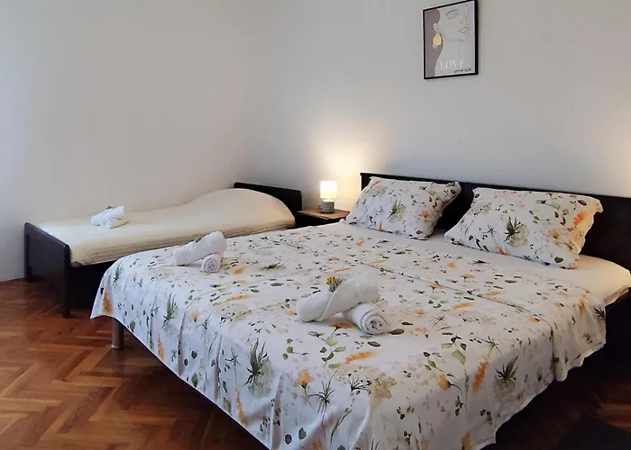 Holiday Home Krnica Vakantiehuis Krnica